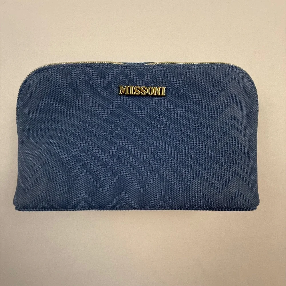 Missoni for Delta Navy Blue Zigzag Knit Amenity Pouch Cosmetic Travel Bag Gold